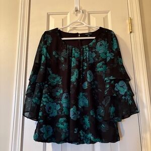 Roz & Ali Size Medium Black Top with Green and Blue Floral Print